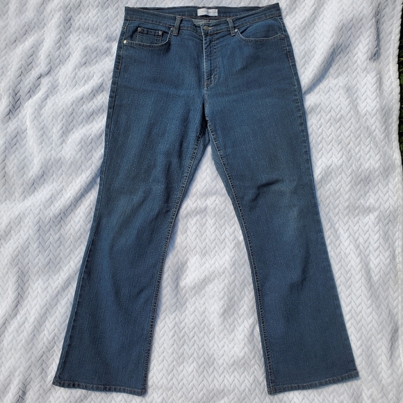 SOLD Jaclyn Smith Blue Bootcut Flare Jeans Size 14 Average - Picture 2 of 8